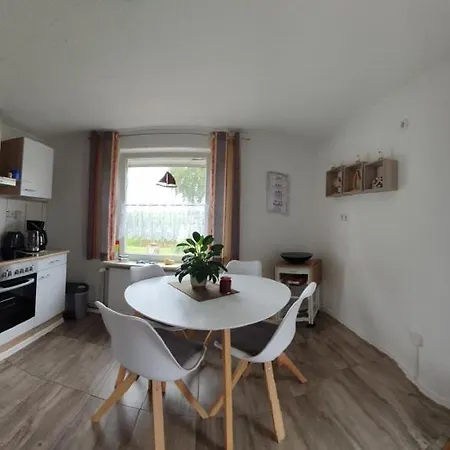 Backbord Apartment *